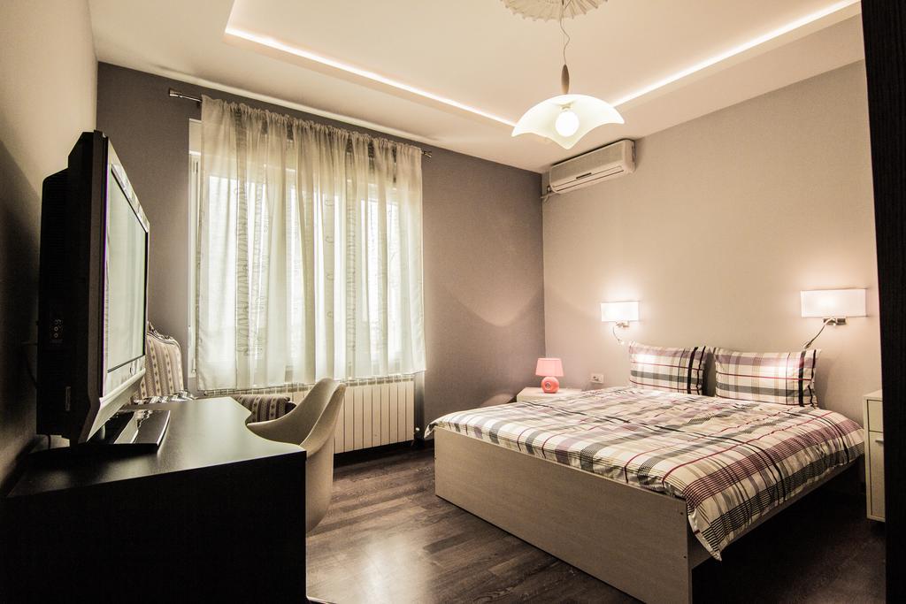 Ferienwohnung Fiko Center Of Belgrad Exterior foto